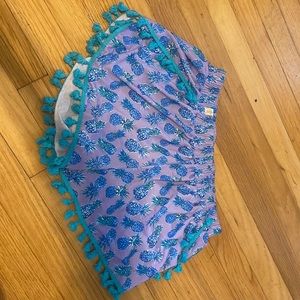 simply southern shorts pineapple pattern size S/M